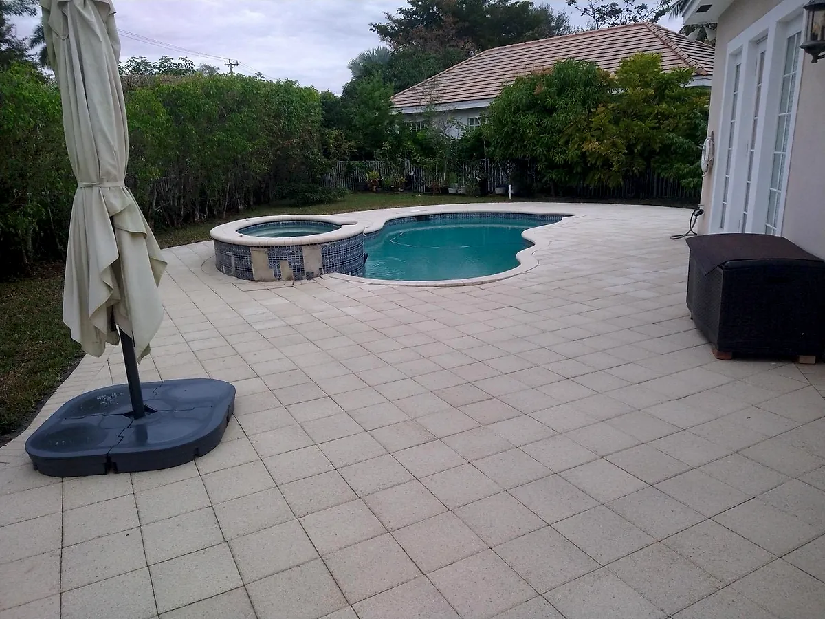 Pool Deck by Spray & Wash in South Florida