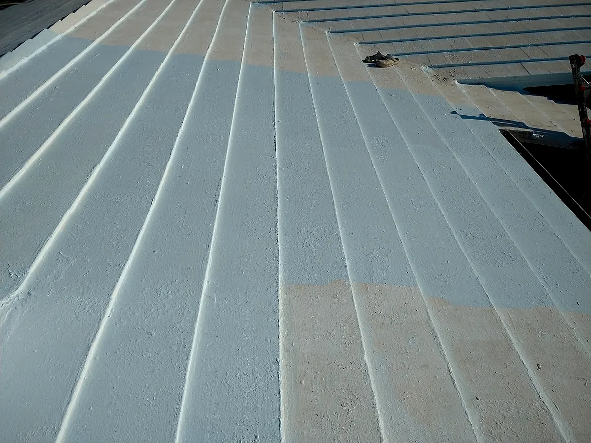 Pressure washing work in Pembroke Pines, FL